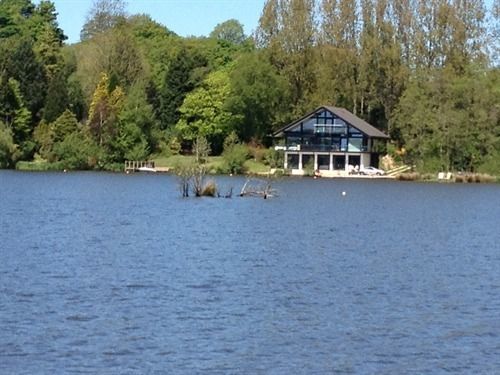 Cleveley Mere Luxury Waterside Lodges Scorton  Екстериор снимка